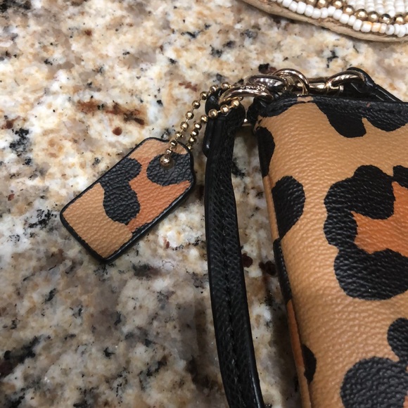 Coach Animal Print Wristlet EUC - Picture 9 of 10